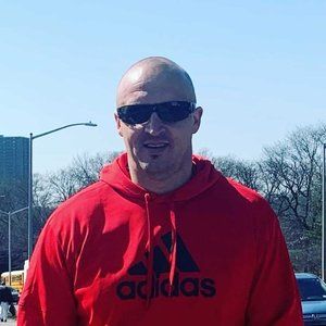 Meet your Posher, Simon